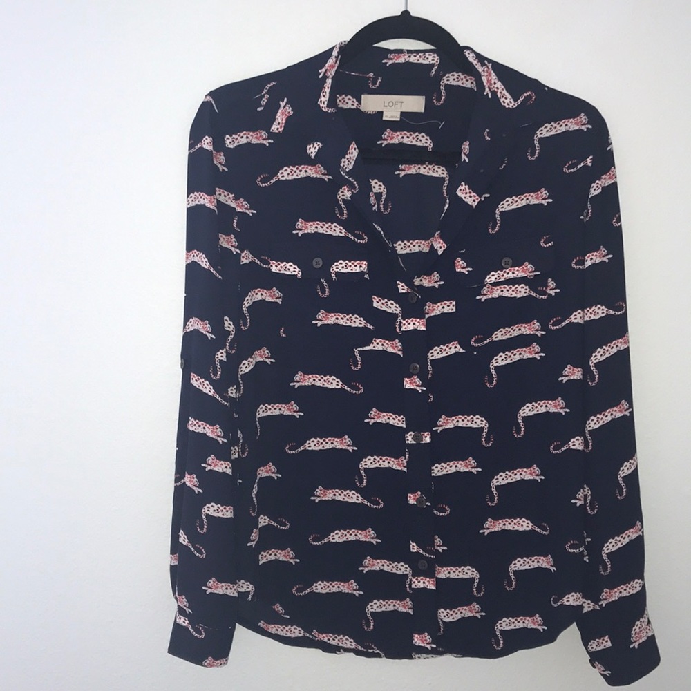 Ann Taylor LOFT Button Down XS